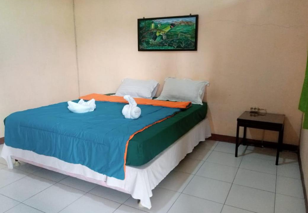 Photo of Bedroom in Moni