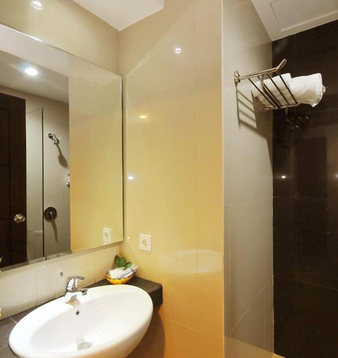 Photo of Bathroom in Mataram