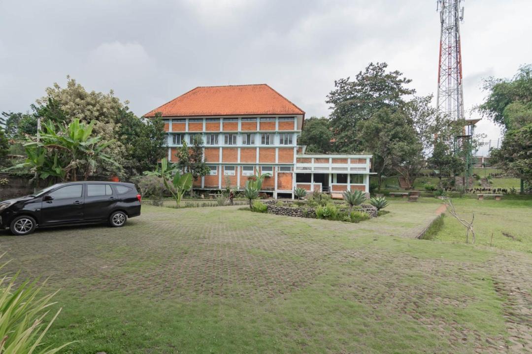 Photo of Others in Cisarua