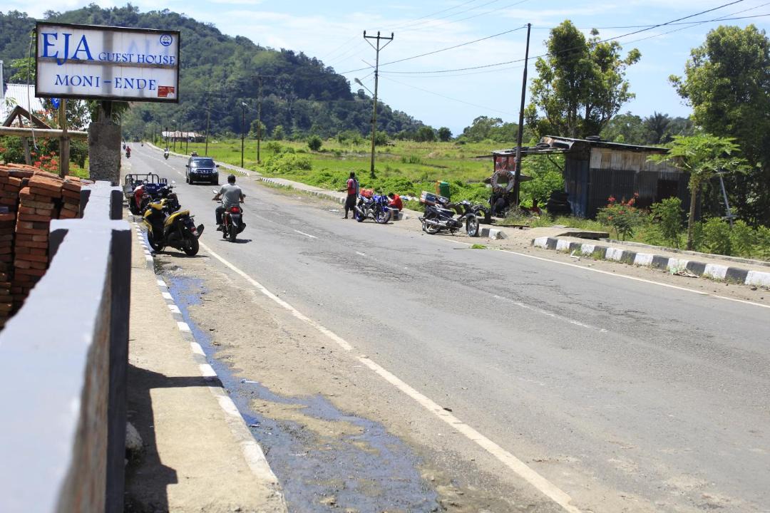 Photo of Others in Moni