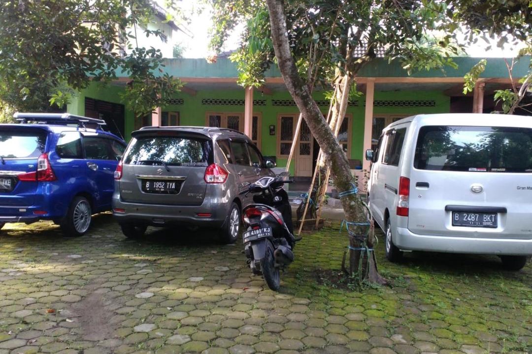 Photo of Others in Srimulyo