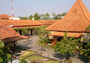 Grand Cepu Hotel in Cepu