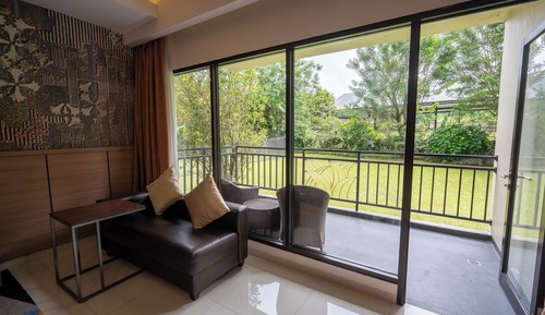 Executive King Room