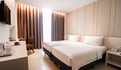 Premier Twin Room