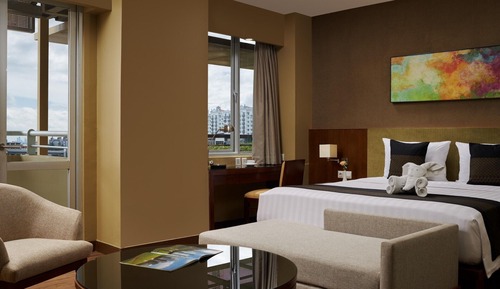 Premier Double Room, Bathtub