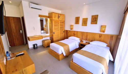 Standard Twin Room