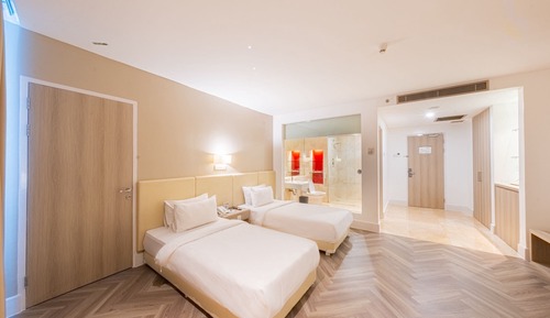 Executive Twin Room - Free 3pcs Laundry