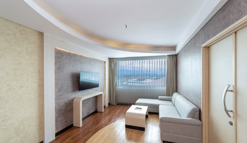 Suite Room