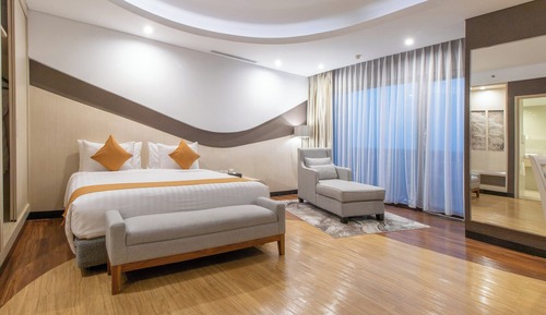 Presidential Suite