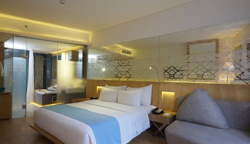 Deluxe Double Room with Jacuzzi