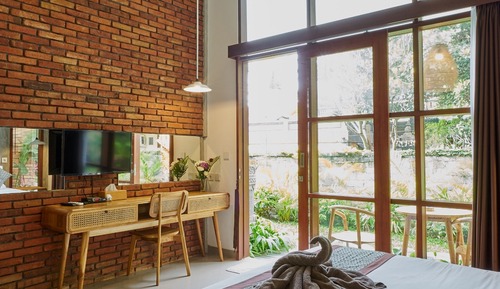 Executive Studio Suite