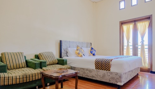 Classic Double Room
