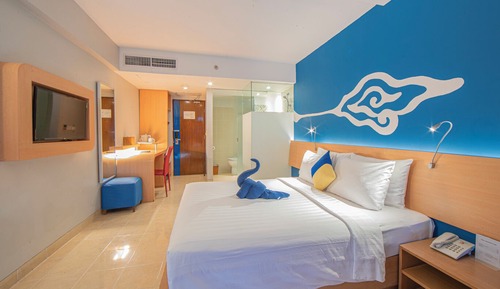 Deluxe Room, Balcony (Free Beer - Welcome Drink)