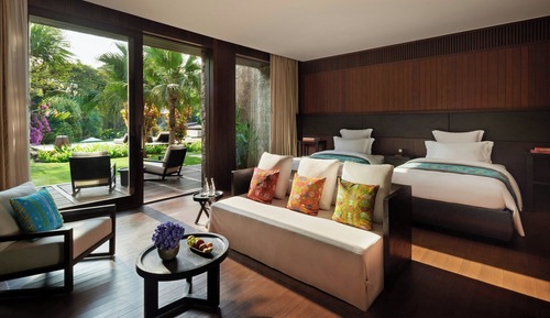 3-Bedroom Mansion, Private Pool