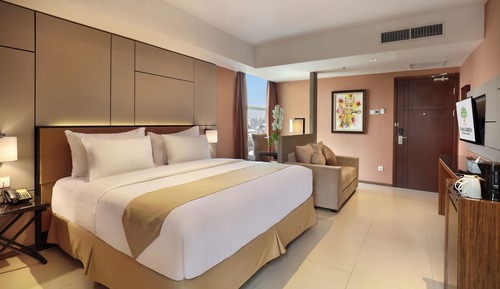 Executive Double Room, City View