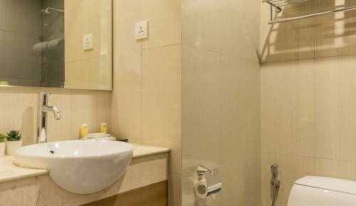 Suite Family Room
