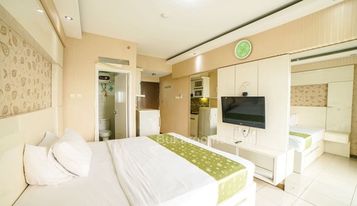 Luxury Studio, 1 Queen Bed, Mountain View