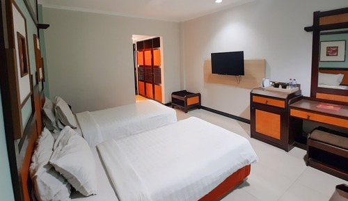 Superior Twin Room