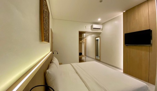 Deluxe Double or Twin Room