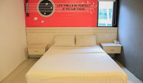 Superior Queen Bed