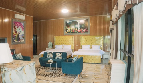 Deluxe Villa