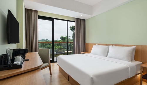 Privilege, Room, 1 Double Bed, Balcony, Pool View