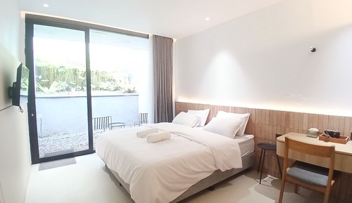 Junior Double Room, Balcony