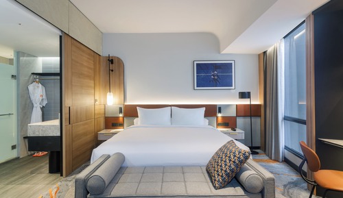 Harris Junior Suite