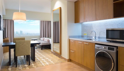 Suite, 1 Bedroom, City View