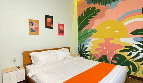 Basic Double Room, Shared Bathroom