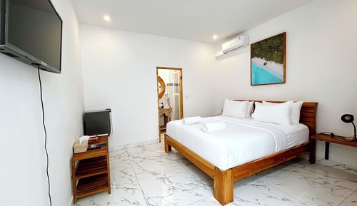 Studio, 1 King Bed