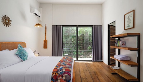 Two Bedroom Loft with a Fully Equipped Kitchenette