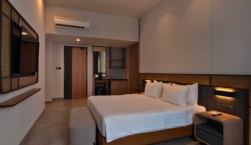Grand Deluxe