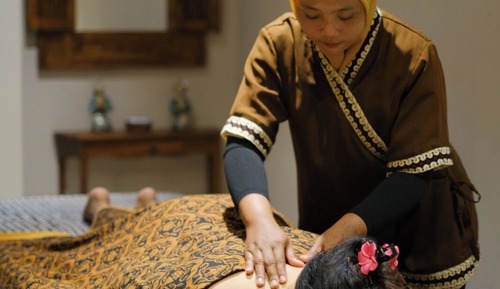Relax and Recharge Stay with Afternoon Tea And Massage
