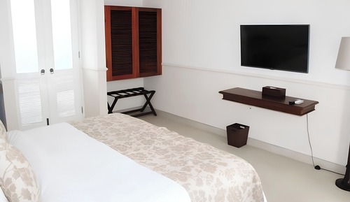 Deluxe Double or Twin Room, 2 Bedrooms, Pets Not Allowed, Garden View