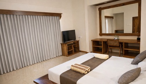 Superior Villa, 1 Bedroom, Pool View, Garden Area