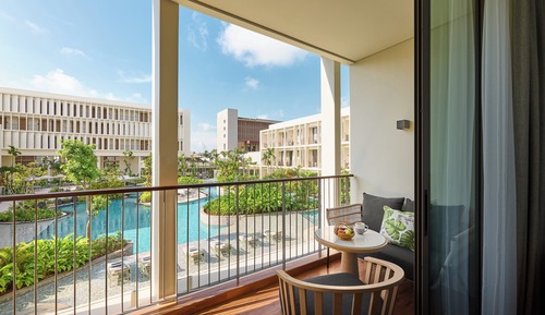 Suite, 1 Bedroom, Pool View