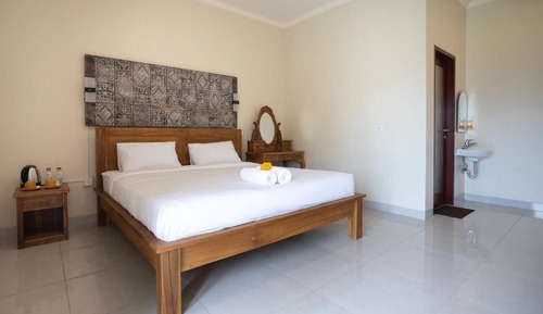 Deluxe Double Room with Ricefiled View