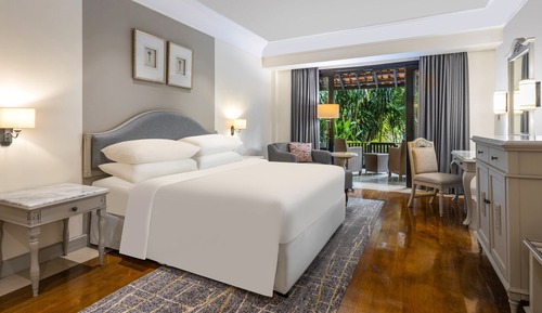 Luxury Room, 1 King Bed, Balcony, Lagoon View