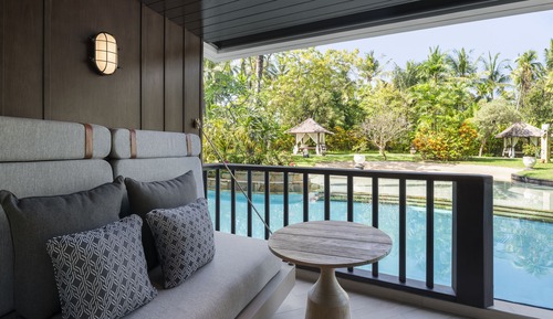 Room, 1 King Bed, Lagoon View (Lagoon Access)