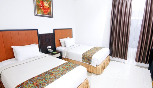 Superior Twin Room