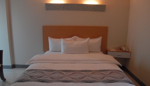Deluxe Double Room, 1 Double Bed, Non Smoking, City View