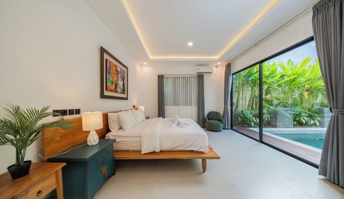 Comfort Villa, Pool View