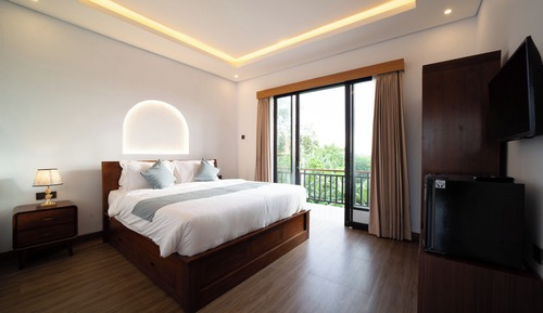 Standard Double Room, Garden View