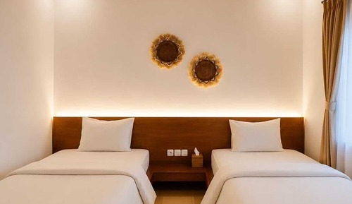 Deluxe Twin Room
