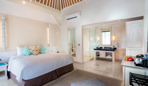 Serenity Garden Pool Room at Montigo Retreat
