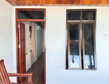 Deluxe Double Room with Extra Bed