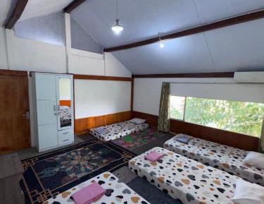 Mixed Dormitory Room