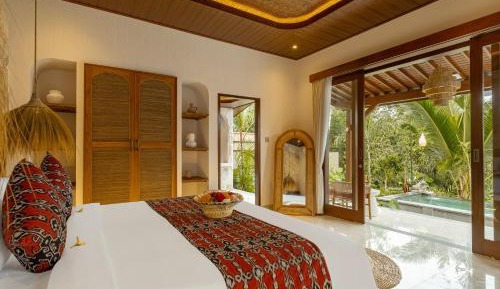 One Bedroom Pool Villa with Jungle View