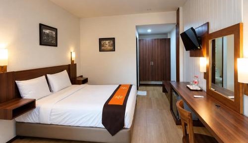 Deluxe Suite